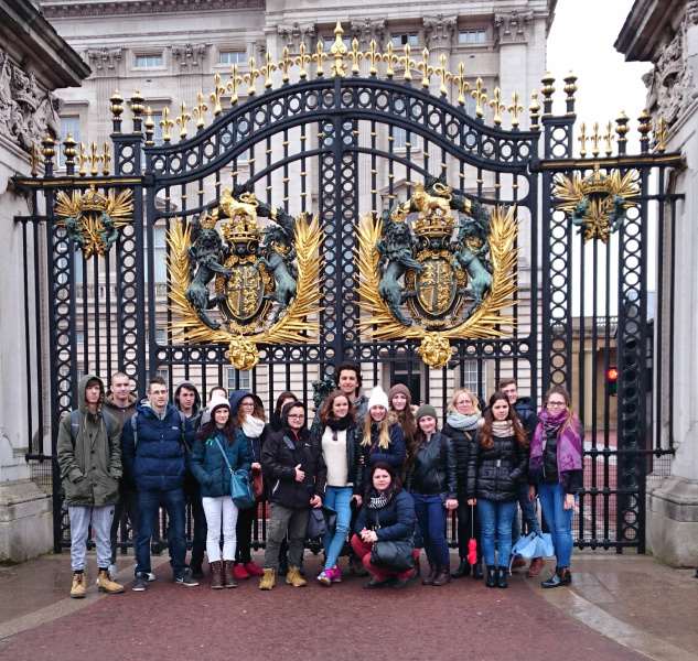row-home-1 study in the uk
